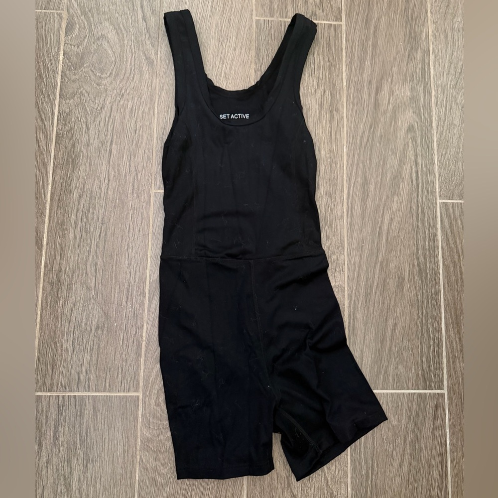 SET Active sport body romper